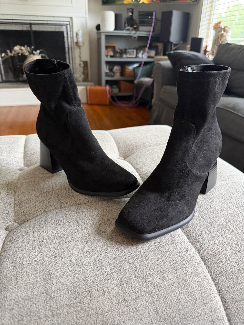 Marc Fisher Rodana Boots Square Toe Block Heel Sz 7